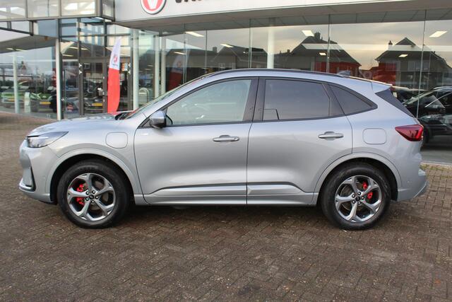 Ford KUGA 2.5-243pk PHEV ST-Line X. Nieuwste model ! Van ¤. 54.937,- voor ¤. 43.735,- ! Trekgewicht 2.100kg ! Elektr. panoramadak, Elektr. inklapb. trekhaak, stoel-, stuur- en voorraamverw., lane- en side assist, 360gr. camera, HUD, Apple/Android, Elektr. verstelb.