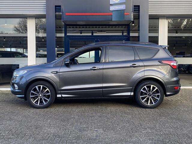 Ford KUGA 1.5 EcoBoost ST-LINE / Cruise-Control / Climate-Control / Stoel-/Stuurverwarming / Elektr.-Trekhaak / Apple-Carplay & Android-Auto / Keyless / Elektr.-Achterklep / DAB Radio-Bluetooth / Navi / PDC V+A met Camera / 18'' LMV / All-Season / ENZ.