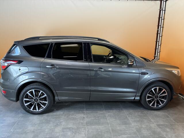 Ford KUGA 1.5 EcoBoost ST Line trekhaak | navigatie | panoramadak | semi leer