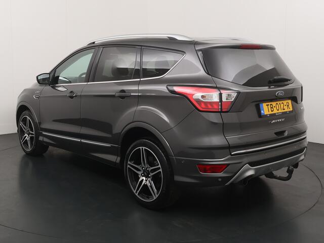 Ford KUGA 1.5 EcoBoost 182 pk Vignale | Trekhaak | Pano | Winter Pack | Leder | Camera | Adapt. cruise | 100% dealer onderh.