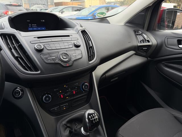 Ford KUGA 1.5 Titanium Winter Pack - Stoelverwarming - Trekhaak 1800 Kg