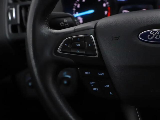 Ford KUGA 150pk Ultimate Navi Trekhaak Winter & Parking pack Privacy Glass Dealeronderhouden