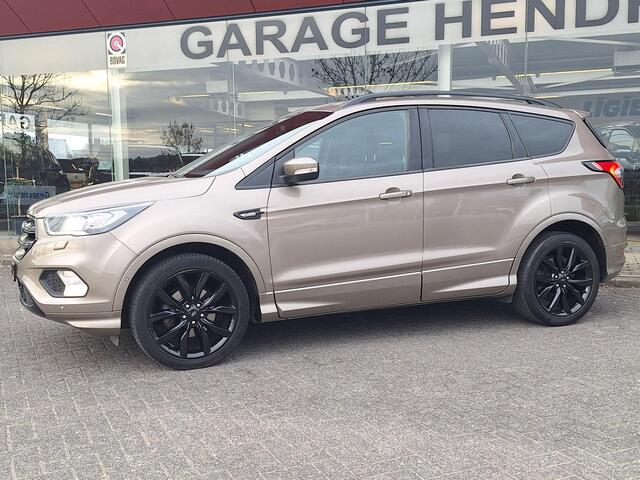 Ford KUGA 1.5 EcoBoost ST Line | Trekhaak 2000kg | Winter-Pack | LED | Navi | Stoel&Stuur Verwarming | occasion
