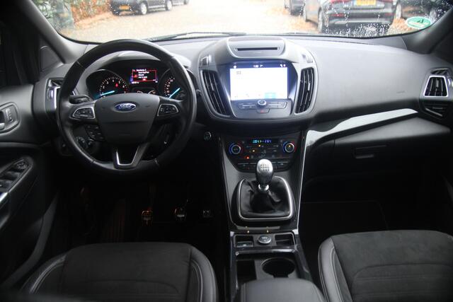 Ford KUGA 1.5 EcoBoost ST Line | LED | Pano | Winterpakket | Camera | Org. NL |
