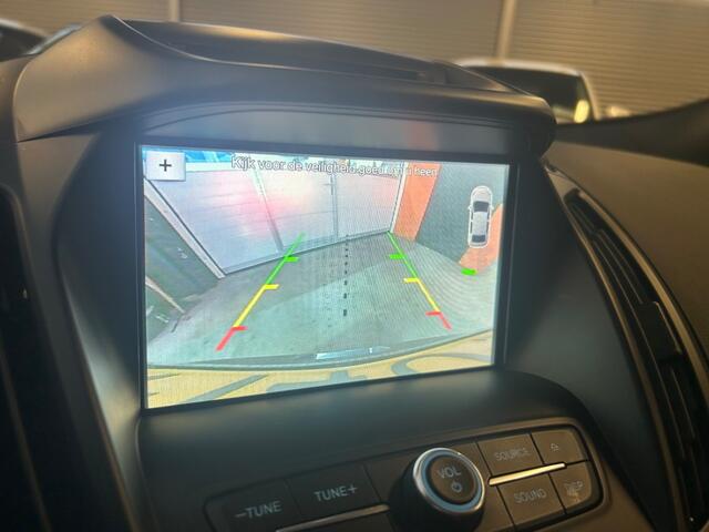 Ford KUGA 1.5 ECOB. ST LINE / 19Inch / Camera