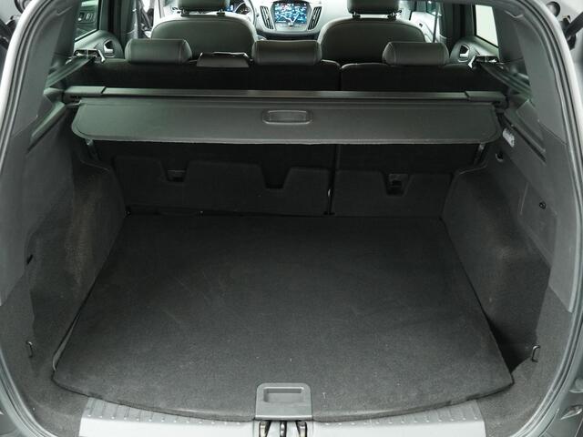 Ford KUGA 1.5 EcoBoost ST Line - Navigatie - Climate Controle - Trekhaak - Parkeersens. V+A