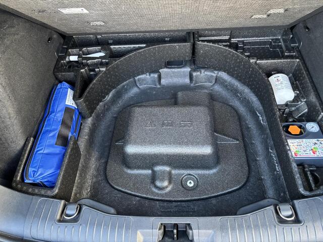 Ford KUGA 2.5 PHEV ST-Line X | Wegklapbare trekhaak | Adaptive cruise control | Winter Pack | Camera | Dodehoeksensoren | Bang&Olufsen | Half-leder | Rode remklauwen | 1.500 kg trekgewicht