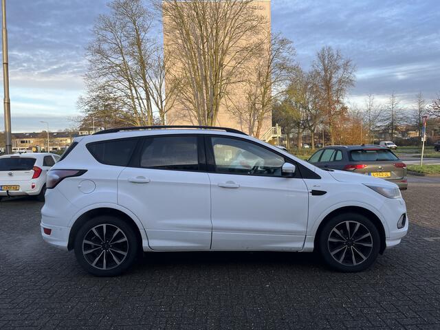 Ford KUGA 1.5 EcoBoost ST Line Lmv Trekhaak Applecarplay Cruise Klima Acamera Stoelverwarming Nap