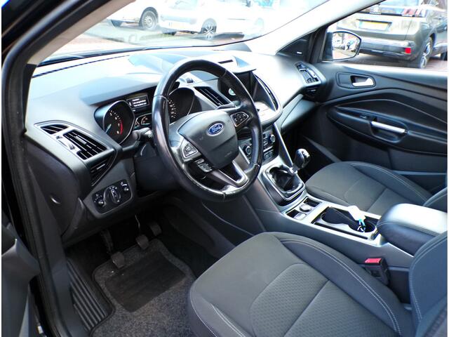 Ford KUGA 1.5 EcoBoost 150PK.... NAVI CAMERA TEL CRUISECONT TREKHAAK.....