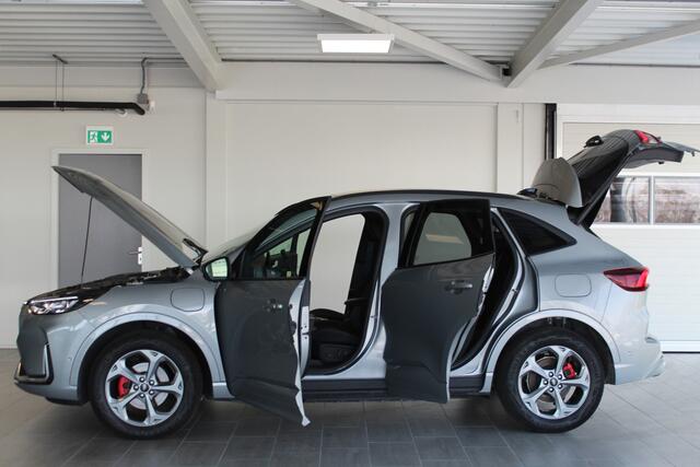 Ford KUGA 2.5-243pk PHEV ST-Line X. Van ¤. 54.937,- voor ¤. 43.735,- Trekgewicht van 2.100kg ! Elektr. panodak., elektr. trekhaak, stoel-, stuur- en voorraamverw., 360gr. Camera, HUD, AppleCarplay/Androidauto, Elektr. verstelb. comfortstoelen, LED verl.