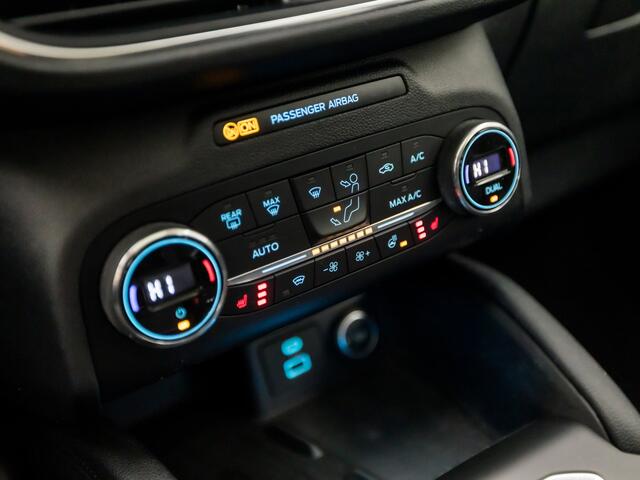 Ford KUGA 1.5 EcoBoost Titanium X (GROOT NAVI, APPLE CARPLAY, B&O, PANORAMADAK, WINTER PACK, STOELVERWARMING VOOR/ACHTER, LEDER, NIEUWE APK, NIEUWSTAAT)