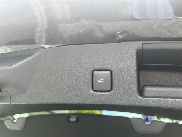 Ford KUGA 2.5 PHEV ST-Line X 243pk e-CVT Automaat | Black Package | E-Trekhaak | Technology Pack | 19'' | Winter Pack | Head-Up | AGR-stoelen | etc. etc.