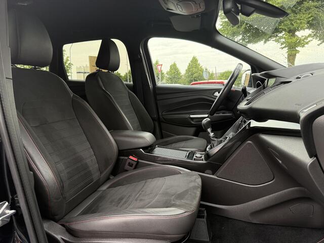 Ford KUGA 1.5 EcoBoost ST Line Navi,Camera,Trekhaak,Clima,Halfleder,Pdc V+A,120pk,Lm velgen,6 Bak,Apk tot 06-2026