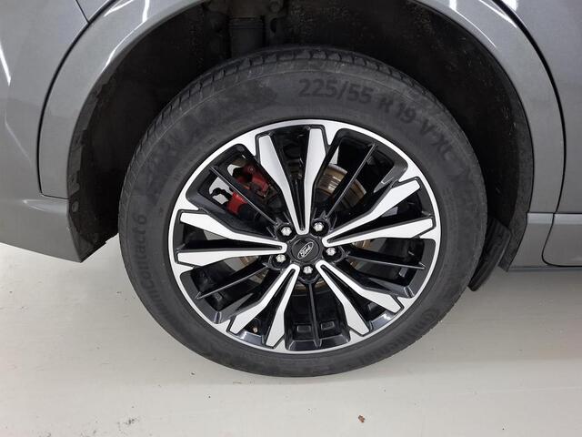 Ford KUGA 2.5 PHEV ST-Line Navi Camera Wegklapbare Trekhaak 19" Lichtmetalen velgen Dealeronderhouden