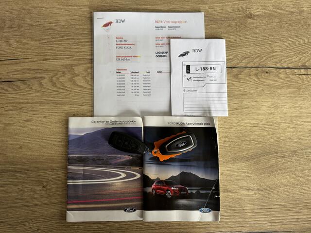 Ford KUGA 2.5 PHEV Titanium X GRATIS Afleverpakket! | LED | Camera | B&O | 225 PK | Stoelverw.