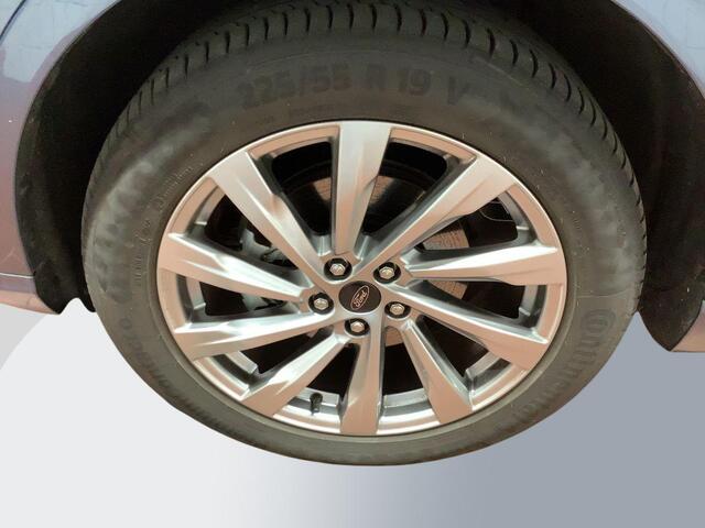 Ford KUGA 2.5 PHEV Vignale 225pk Adaptieve Cruise | Winterpack | Head up Display | 19 inch velgen | Memory Seats | Dealer onderhouden