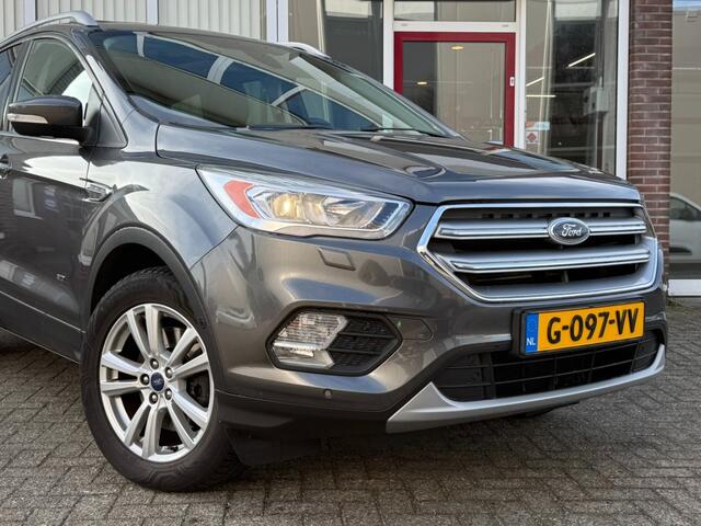 Ford KUGA 1.5 Titanium 4WD Automaat 182 PK I Schuif/kantel dak I Winterpakket I Carplay I Half leer