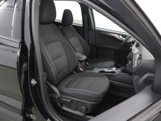 Ford KUGA 2.5 PHEV Titanium | Trekhaak | Winterpakket | Cruise Control Adaptief | Navigatie | Parkeercamera |