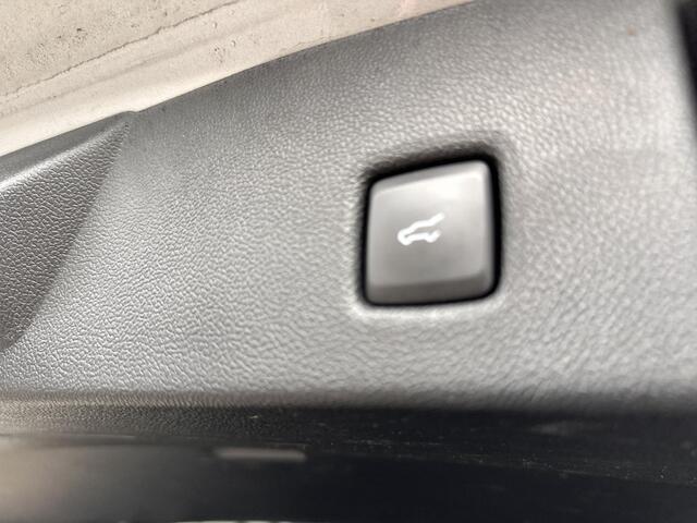 Ford KUGA 2.5 PHEV Titanium | Winter Pack | Technology Pack | Leder-Stof | HUD | Adaptive CC | Navi | 360-Camera |