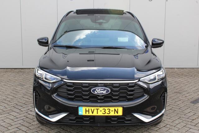 Ford KUGA 2.5-243pk PHEV ST-Line X. Nieuwste model ! Van ¤. 54.937,- voor ¤. 41.750,- ! Trekgewicht van 2.100kg ! Schuif / kanteldak. Elektrisch inklapbare Trekhaak, vooruit, stuur, stoelverwarming V+A, 360 Camera, HUB, Apple/Androidauto, Elektrisch verstelbare sto