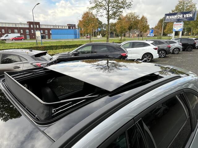 Ford KUGA 2.5 PHEV ST-Line X Diamond Black Package 243pk e-CVT Automaat | 5524 | Full Options | Diamond Black Package | E-Trekhaak | Panodak | Coast-to-Coast Matrix LED | 20'' | Winter Pack | Head-Up | Driver Assistance Pack | AGR-stoelen | etc. etc.