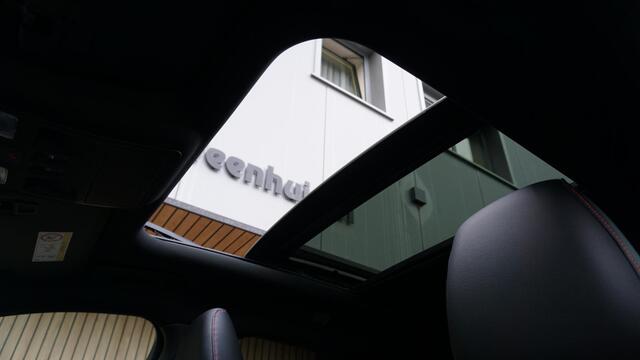 Ford KUGA 2.5 224pk PHEV ST-Line X Pano Dak 360-View B&O Trekhaak Stoel & Stuurverwarming HUD *Complete Kuga* 49262km!