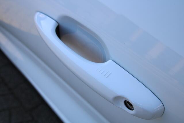 Ford KUGA 2.5 PHEV 243 PK ST-Line X TREKHAAK ELECTRISCH | BLACK PACK | WINTER PACK | PANODAK