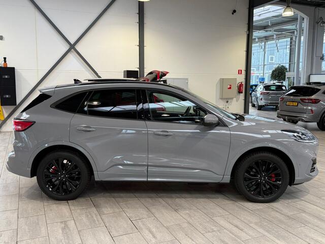 Ford KUGA 2.5 PHEV 225 pk Graphite Tech Edition | Pano | Trekhaak | 19" | Adapt. cruise | Adapt. LED | 1e eig. | 100% dealer onderh.