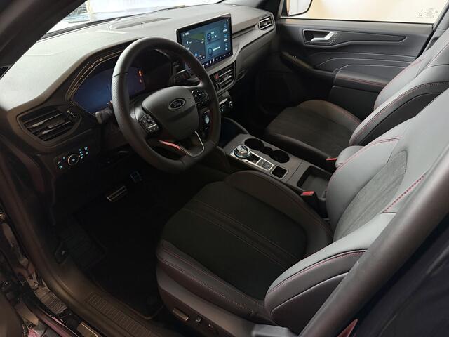 Ford KUGA NIEUWE AUTO 2.5 PHEV 243 PK ST-LINE X 2026 SCHUIFDAK 20''LMV HAAK B&O ELEK.STOEL STOEL/STUUR/RUIT VERW. 360.CAM phev ? Ford Wijchen / Al 30 Jaar verkoop van Ford In Nederland / Wij leveren Nieuwe en Bijna nieuwe Ford's / Zowel : ST-Line X / St-Line / Tit