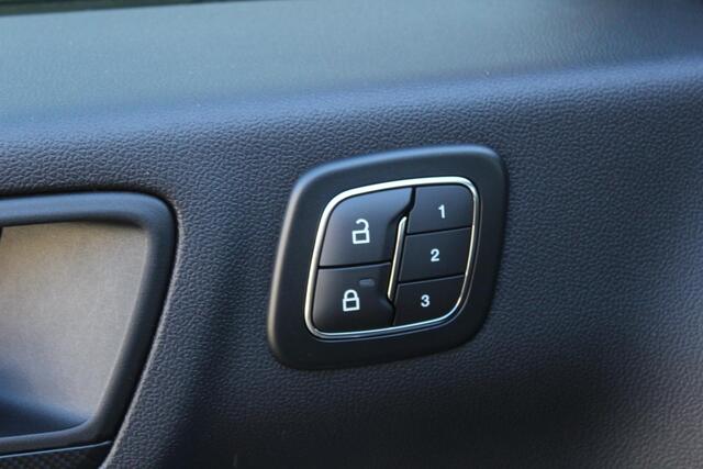 Ford KUGA 2.5 PHEV ST-Line X Winter Pack, Technology Pack, Panorama Dak, All Season.