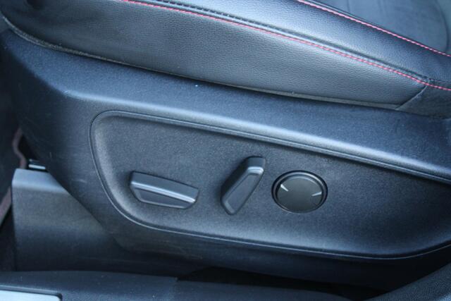 Ford KUGA 2.5 PHEV ST-Line X | Winter Pack | Head Up Display |Trekhaak uitklapbaar | Adaptive cruise control