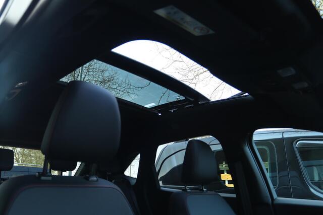 Ford KUGA 2.5 PHEV SOUND EDITION ST-LINE *NIEUW DIRECT LEVERBAAR!* PANO | WEGKLAPBARE TREKHAAK | 360 CAMERA | WINTERPACK | ACC | CARPLAY