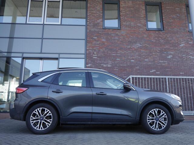 Ford KUGA 2.5 PHEV Titanium | Plug in hybride | Elektrisch glazen panorama-dak | Trekhaak | Navigatie | Achteruitrijcamera | Climate control | Trekhaak | 1500 KG trekgewicht