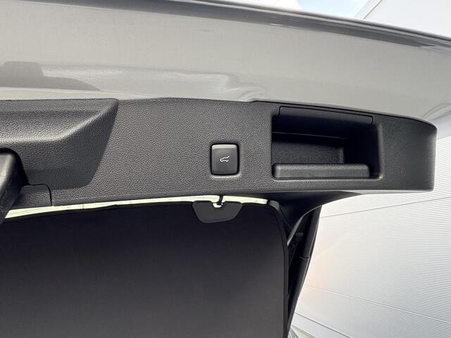 Ford KUGA 2.5 PHEV ST-Line X 243pk | Driver Assistance pack | SYNC 4 Navigatie | Elek. Achterklep | BLIS | AGR Stoelen