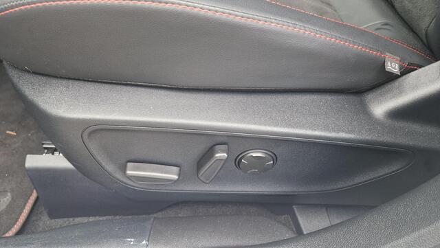 Ford KUGA 2.5 PHEV ST-Line X | 243pk | Driver Assistance Pack | Winterpack | Wegklapbare Trekhaak | Technology Pack |