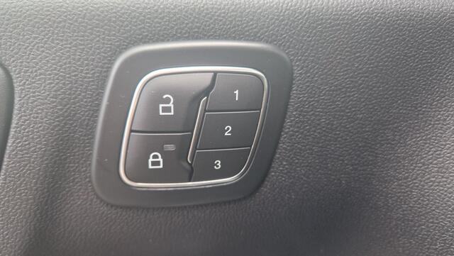 Ford KUGA 2.5 PHEV ST-Line X | 243pk | Driver Assistance Pack | Winterpack | Wegklapbare Trekhaak | Technology Pack |