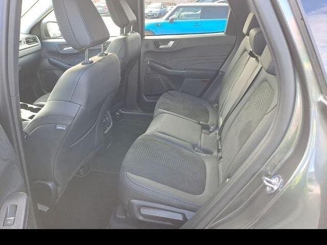 Ford KUGA 2.5 FHEV Active X 190pk | Driver Assistance Pack | 4WD | 19inch Lichtmetaal | Technology Pack | 2.100kg Trekgewicht | Winterpack | All Weather Banden | Geen stekker nodig