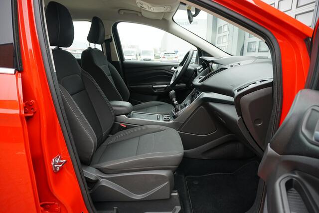 Ford KUGA 1.5 EcoBoost Trend Ultimate *eerste eigenaar* + CAMERA / APPLE CARPLAY / TREKHAAK