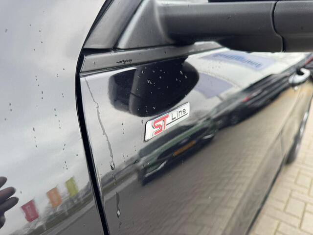 Ford KUGA 2.5 FHEV ST-Line 190pk | Winterpack | Achteruitrijcamera | SYNC 4 Navigatie | All Weatherbanden | Geen stekker nodig