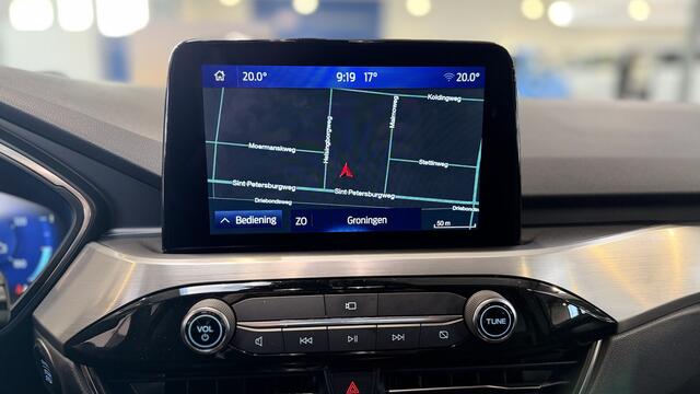 Ford KUGA 2.5 PHEV 225 pk Titanium | Trekhaak | Winter Pack | Adapt. cruise | Camera | El. a. klep | 100% dealer onderh.