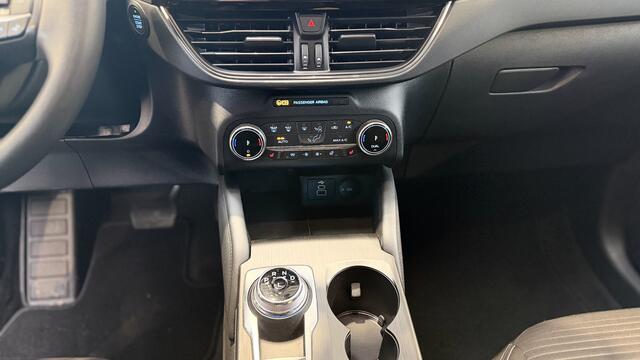 Ford KUGA 2.5 PHEV 225 pk Titanium | Trekhaak | Winter Pack | Adapt. cruise | Camera | El. a. klep | 100% dealer onderh.