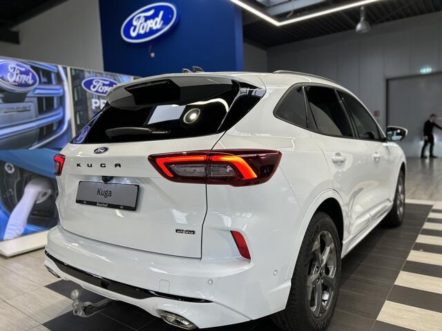 Ford KUGA 2.5 PHEV 243 pk ST-Line X | Trekhaak I AGR stoelen | Matrix LED I Adapt Cruise I Winter Pack | B&O | 360° Camera