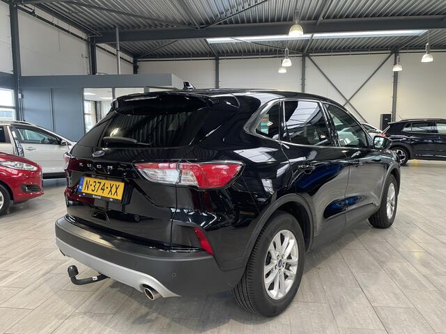 Ford KUGA 1.5 EcoBoost 150 pk Titanium | Trekhaak | LED | Winter Pack | Navi | Clima | Cruise | 100% dealer onderh.