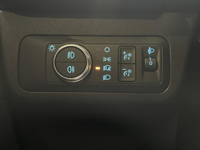 Ford KUGA 1.5 EcoBoost 150 pk Titanium | Trekhaak | LED | Winter Pack | Navi | Clima | Cruise | 100% dealer onderh.