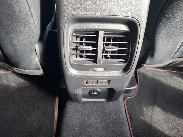 Ford KUGA 2.5 PHEV ST-Line X 19INCH LEER