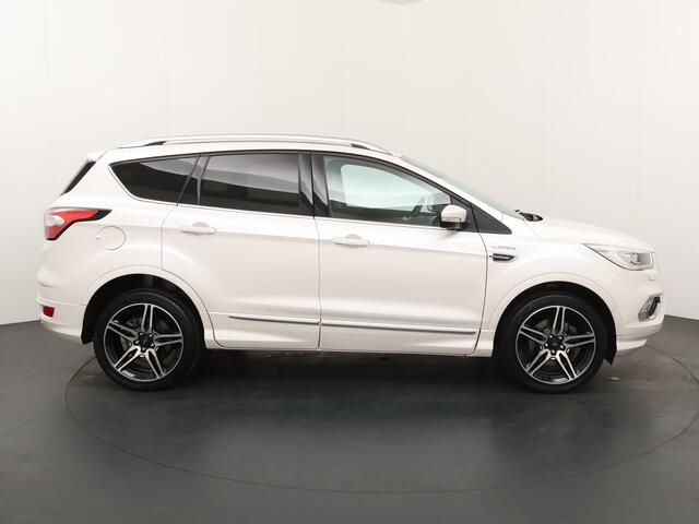 Ford KUGA 1.5 EcoBoost 183 pk Vignale | Trekhaak | El. a. klep | Xenon | El. vst. stoel + geh. | Camera | Voorruitverw. | 1e eigenaar