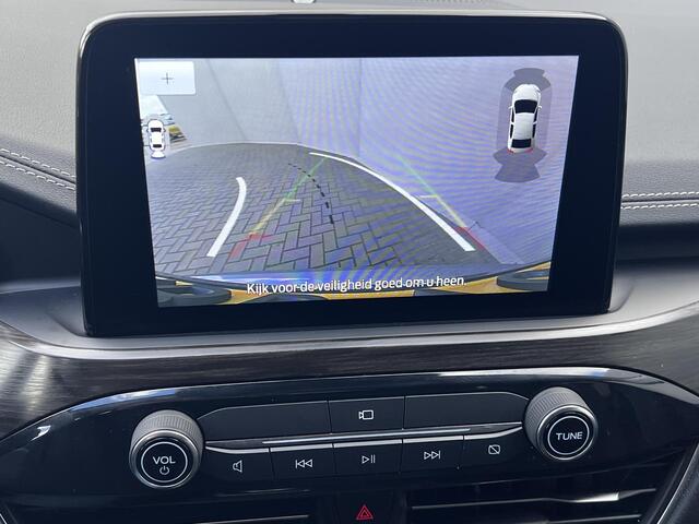 Ford KUGA 2.5 PHEV Vignale Automaat / 1.500 kg trekgewicht / Leder / Adaptieve CC / Dode hoek detectie / Parkeer assistent / Stuur-, stoel- en achterbankverwarming / B&O sound / Navigatie / Apple Carplay Android / 18" LM wielen / Inclusief winterwielen /