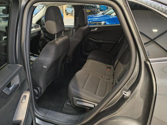 Ford KUGA 2.5 PHEV 225 pk Titanium | Trekhaak | Camera's | Adapt. cruise | Navi | Clima | Cruise | 4 seiz. banden | Dealer onderh.