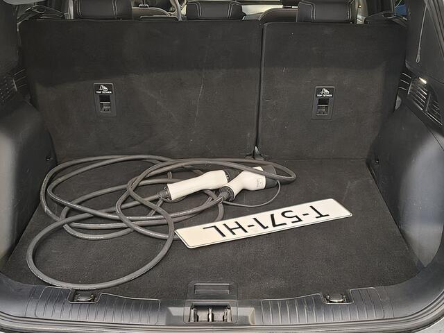 Ford KUGA 2.5 PHEV 225 pk Titanium | Trekhaak | Camera's | Adapt. cruise | Navi | Clima | Cruise | 4 seiz. banden | Dealer onderh.