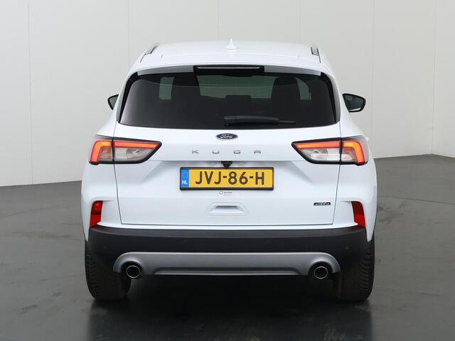 Ford KUGA 2.5 PHEV Titanium | Winterpakket | Cruise Control Adaptief | Elektr. Achterklep | Navigatie | Climate Control |